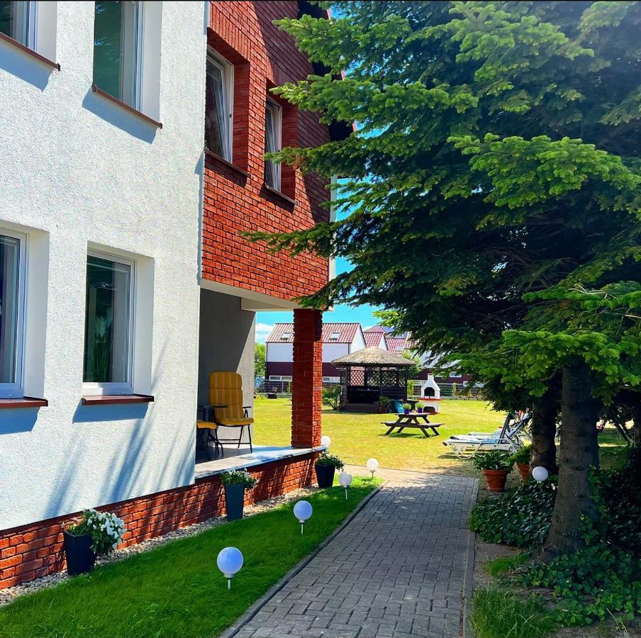 Apartamenty Ostoja Łeba Esterno foto